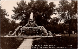 Fay Hessian Liberty Fountain John Brown Park Humboldt Iowa 1920s RPPC Postcard - Picture 1 of 2
