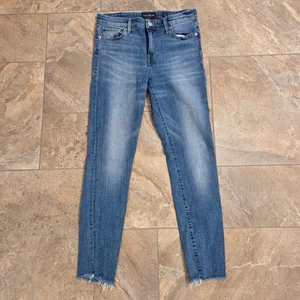 Lucky Brand Womens Jeans Size 8/29 Light Wash Denim Frayed Hem Skinny Leg - Picture 1 of 7