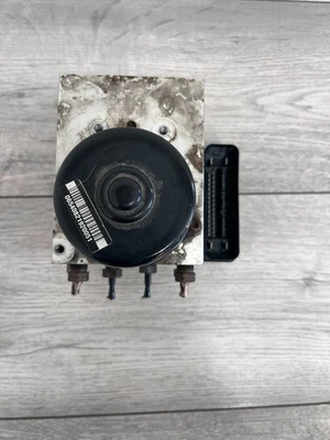 Volvo XC90 ABS brake Pump P30714952 30714956 2002 - 2010 - Imagem 1 de 4