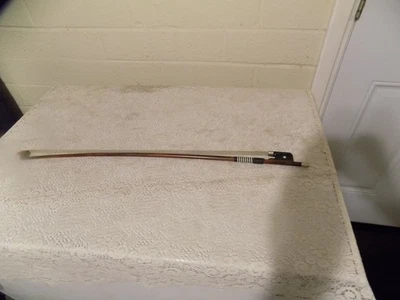 Лук Golden Strad Viola сделано в Англии в хорошем состоянии 26 1/2 дюйма 2,7 унции - Изображение 1 из 4