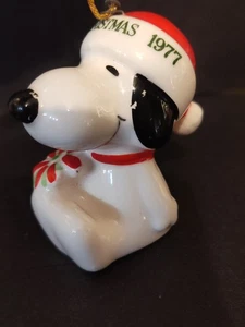 Snoopy Weihnachtsschmuck Hund Zuckerstange Erdnüsse Porzellan 1977 Vintage  - Bild 1 von 8