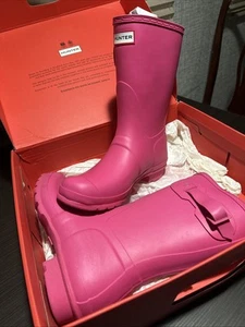 Hunter Original Women's Short Gloss Waterproof Rain Boots (Glenmore Rose Pink, U - Picture 1 of 3