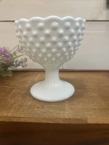 Vintage FENTON Milchglas Kochfeld Nagel Standfuß Kompott mit gewelltem Rand - Bild 1 von 9