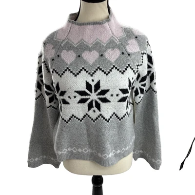 Suéter No Boundaries Mujer S Fair Isle Corazón Copo de Nieve Gris Rosa Pullover Foto 1 de 4