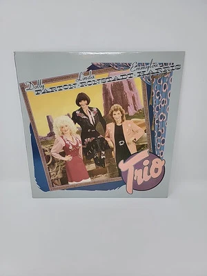 Trio Vinyl LP - Dolly Parton Linda Ronstadt Emmylou Harris WB 1-25491 VG+ - Image 1 of 4