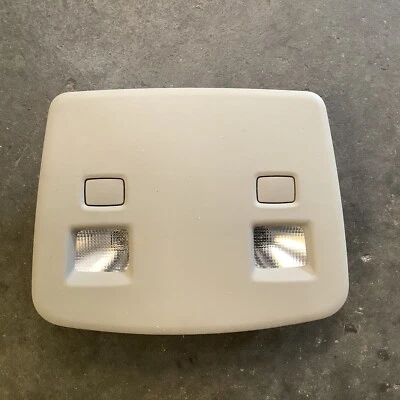 09 2009 2010 2011 2012 2013 Cadillac CTS Domo Trasero Mapa Luz OEM ¡¡PROBADO!!! Foto 1 de 3