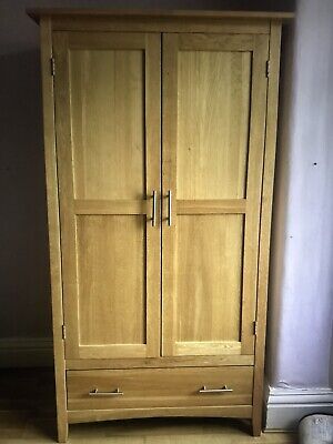 Solid Oak Wardrobe / Bedroom Cupboard With Drawer. Good Condition • 51.09£