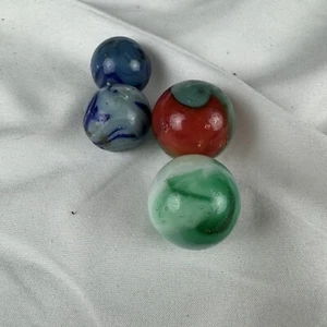 Lot de 4 billes anciennes en verre - Photo 1/10
