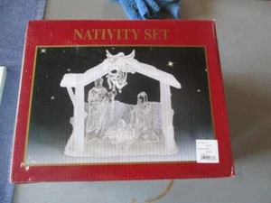 Vintage New Coach House Holiday Xmas Nativity Set Frosted with Clear figures - Picture 1 of 3
