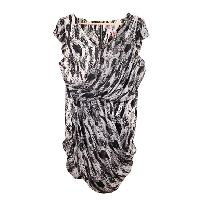 Lipsy London Dress Size UK 16 Black White Abstract Pattern Knee Length Pockets - Image 1 of 4