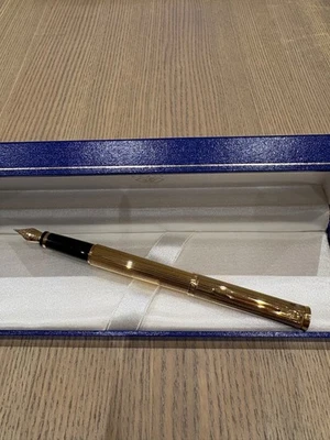 Vintage Waterman Preface Gold Plated Fountain Pen 18k Medium Nib Box  - Image 1 of 4