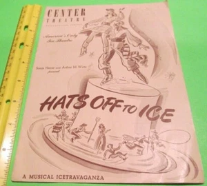 CENTER THEATRE ROCKEFELLER CENTER HATS OFF TO ICE 1946 PROGRAM BROCHURE PAMPHLET - Picture 1 of 4