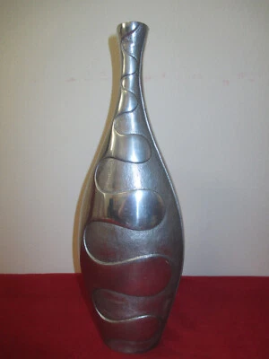 schöne Vase, silberfarben, lang und schale Form, Keramik, Deko, für eine Blume - Bild 1 von 4