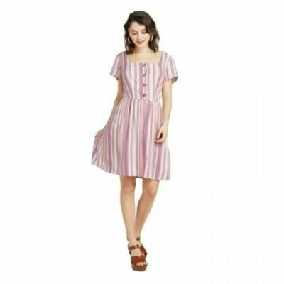 Vestido para mujer a rayas manga corta botón delantero rosa Xhilaration mediano Foto 1 de 4