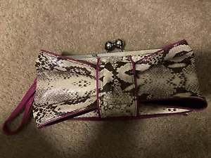 Jessica Simpson, Wristlet ,Brown, Snakeskin print with Fushia - Picture 1 of 2