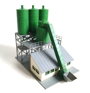 H0 - Betonwerk mit Siloanlage - Gebäude Häuser Haus Industrieanlage ---- CM 95 - Bild 1 von 10