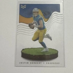 2022 Panini Chronicles #MAG-4 Justin Herbert Magnitude - Picture 1 of 1