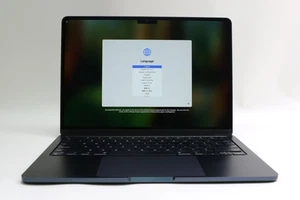 13" 2022, Macbook Air, MLY43LL/A, 3.49 GHz Apple M2, 8GB, 512GB SSD, 10C - Imagen 1 de 16