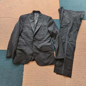 J CREW LUDLOW 40s BLACK Slim 33x30 Peak Lapel 2 Button Tuxedo Suit Super 100 X7x - Picture 1 of 24