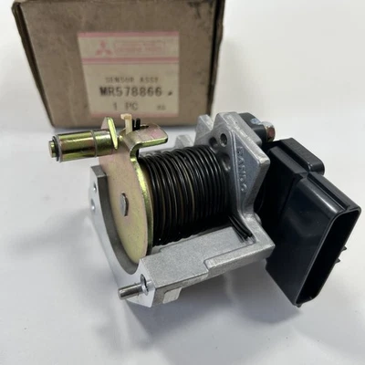 Mitsubishi Montero Pajero Accelerator Pedal Sensor Control Assy Genuine MR578866 - Image 1 of 4