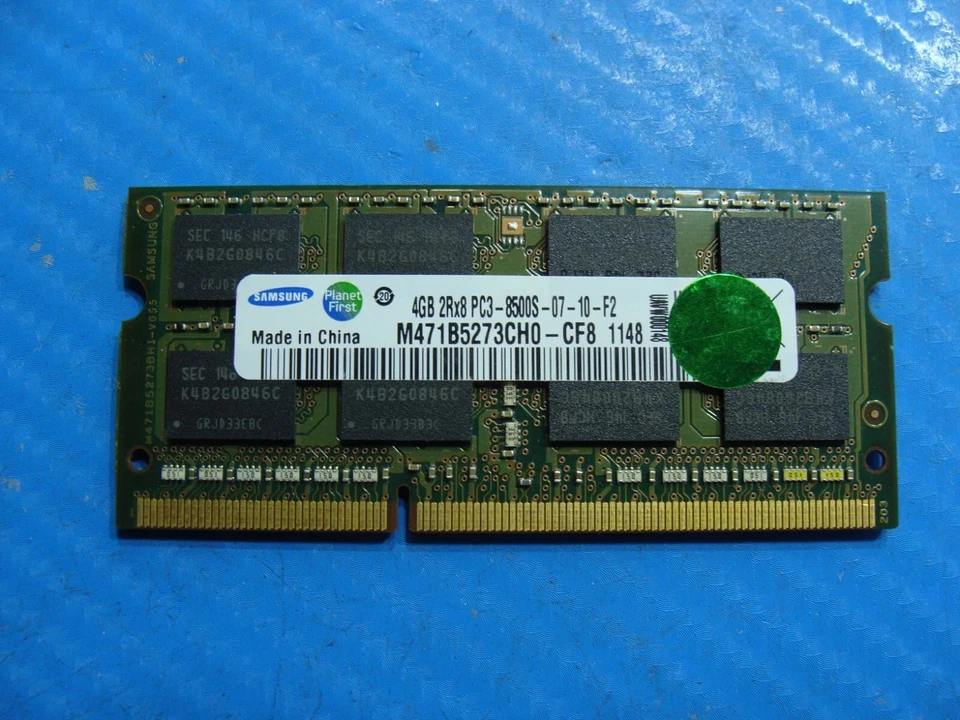 Samsung 4 GB SO-DIMM Memoria Ram PC3-8500S M471B5273CH0-CF8 - Immagine 1 di 1