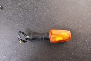 YAMAHA YX600 RADIAN FZX700 FZR600R FZR400 FRONT LEFT TURN SIGNAL FLASHER LIGHT - Picture 1 of 18