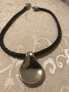 Damen Halskette schwarz geflochten Halskette Träne Anhänger - Bild 1 von 4