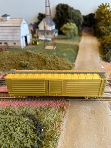 HO N.J. Custom Brass 602C Milwaukee 50' Ribbed Boxcar 1 Door. Unpainted. IOB. - Picture 1 of 9