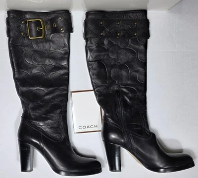 Botas hasta la rodilla Coach de cuero negras 8 b firma en relieve Italia Foto 1 de 4