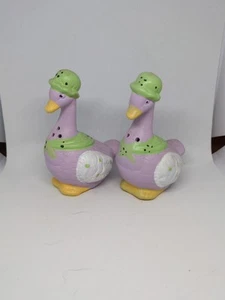 Vintage Ceramic Goose Duck Salt Pepper Shakers Set Hand Painted Porcelain Bird - Picture 1 of 4