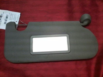 Passenger Right Sun Visor Without Illumination Fits 02-04 BRAVADA 679636 Foto 1 de 4