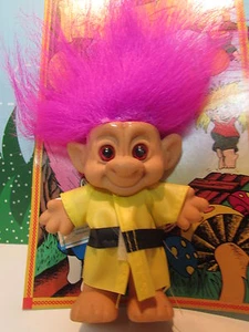 FIREMAN - Muñeca Troll Bosque 4" - NUEVA EN TARJETA - Imagen 1 de 6