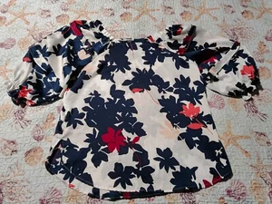 Liz Claiborne Women's White Blue Red Floral Print Blouse Top Size Medium M Puff - Picture 1 of 9