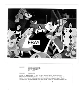 ALICE IN WONDERLAND WALT DISNEY ORIGINAL PROMO MOVIE PHOTO FOR LIVE STAGE 2015 - Picture 1 of 1