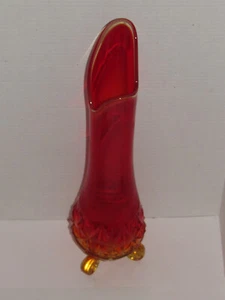 L.E. Smith Amberina 3 Wheeled Diamond Ribbed 18" Swung Glass Vase - Picture 1 of 4