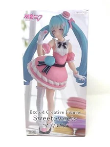 FuRyu - Exceed Creative SweetsSweets Hatsune Miku Figure (Macaron Ver.) - Picture 1 of 6