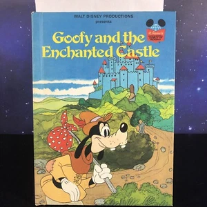 Libro De Colección Goofy y el Castillo Encantado Maravilloso Mundo de Lectura Disney - Imagen 1 de 3