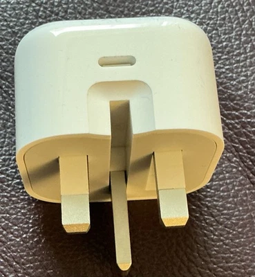 Apple Adapter A2344 UK 20 Watt - Neu - Ohne Verpackung - Bild 1 von 4
