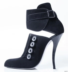 BOTAS AL TOBILLO MANOLO BLAHNIK Negro Gamuza 41 11 Botines Zapatos 'Rapacina' Nuevo $1095 - Imagen 1 de 3