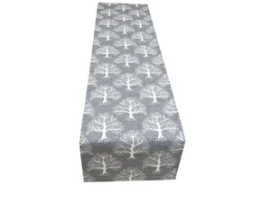 Great Oak Tree in Dove Grey fully lined Country table/Bed runner hand made UK - Picture 1 of 1