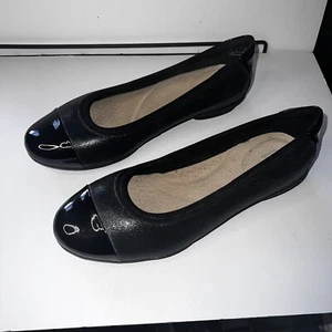 CLARKS Women's Neenah Garden Slip On Black Ballet Flats Size 8 Comfortable EUC - Picture 1 of 6