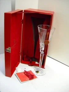 Waterford Crystal 12 Days of Christmas Flute 8 Maids a Milking w/ Charm COA - Picture 1 of 17