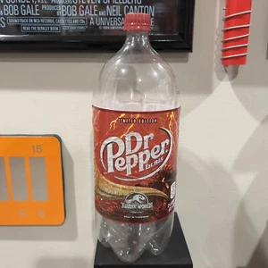 Dr Pepper Limited Edition Jurassic World Fallen Kingdom Empty 2 Liters Bottle - Picture 1 of 3