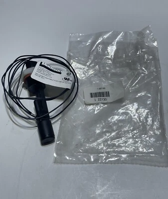 Madison M7740 Alternator Closed Liquid Level Switch 1 2ZY30 130 C Max 100 PSIG - Image 1 of 4