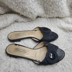 Oscar de la Renta Black Slide Sandals sz 36 - Picture 1 of 8