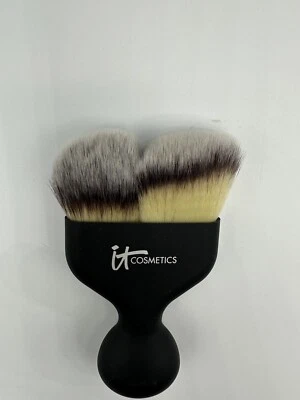 IT Cosmetics Hello Cheekbones Brush Contour & Highlight - Image 1 of 4