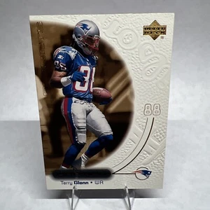 2000 Upper Deck Ovation Football Card #34 Terry Glenn - Picture 1 of 2