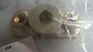 ARIENS CONTROL ARM BRACKET 034634 NOS OEM 03463400 - Picture 1 of 3