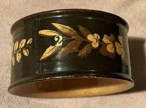 Maravilloso anillo de servilleta antiguo Mauchline Fern Ware 5 cm de diámetro 2,5 cm de ancho (292) - Imagen 1 de 11