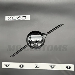 GLANZ SCHWARZ FRONTGRILL BADGE ABDECKUNG PASST VOLVO XC60 2022-2025 DECHROM SET - Bild 1 von 1